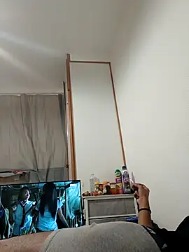 Snapshot of Mikaaa97 chatting on 11.06.25 Mikaaa97 online show from 11.06.25