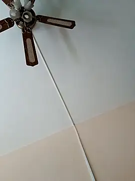 Snapshot of Mikaaa97 chatting on 11.08.25 Mikaaa97 online show from 11.08.25