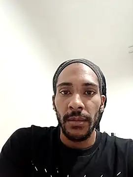 Snapshot of Mikaaa97 chatting on 11.16.25 Mikaaa97 online show from 11.16.25