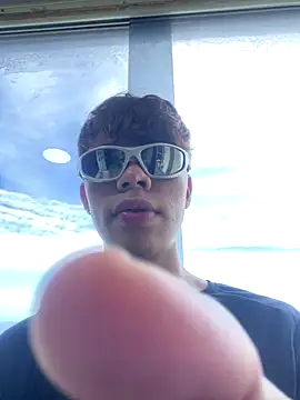 Snapshot of Zacktorres_ chatting on 12.01.25 Zacktorres online show from 12.01.25