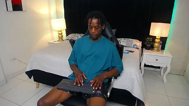 SkylerBigxxx online show from 06.06.26