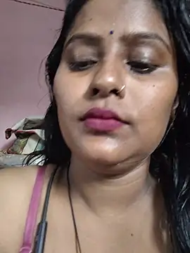 Snapshot of Jasmine_Januja chatting on 05.22.26 Jasmine Januja online show from 05.22.26