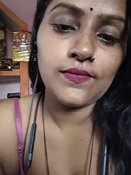 Snapshot of Jasmine_Januja chatting on 05.26.26 Jasmine Januja online show from 05.26.26