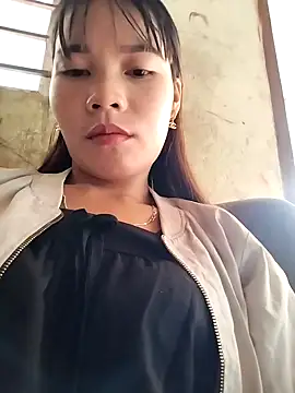 linhkem-cute online show from 09.30.25