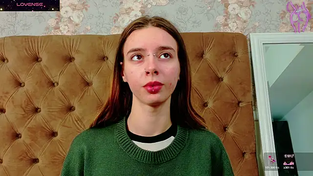 Snapshot of CoraVex chatting on 11.20.25 CoraVex online show from 11.20.25