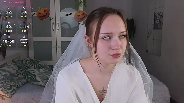 selin selin online show from 10.31.25