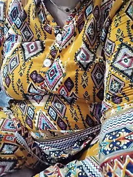 Hot Desi Milf online show from 05.21.26