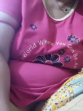 Hot Desi Milf online show from 05.26.26