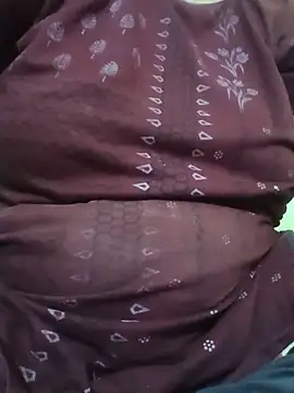 Hot Desi Milf online show from 05.28.26