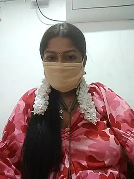 Snapshot of TAMIL_AMMUKUTTYY chatting on 12.01.25 TAMIL AMMUKUTTYY online show from 12.01.25