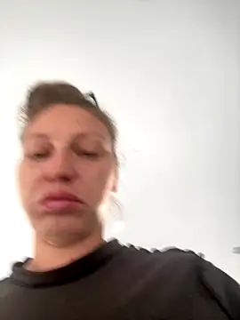 Cristalmegan online show from 10.06.25