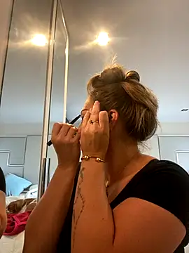 Cristalmegan online show from 10.09.25