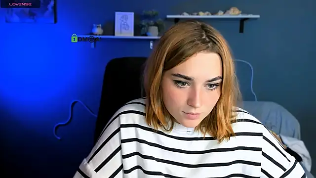 casey meow  online show from 10.23.25