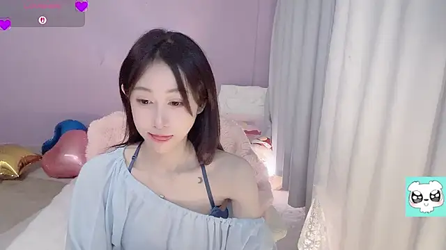Snapshot of ai-ai-mi chatting on 01.11.26 ai-ai-mi online show from 01.11.26