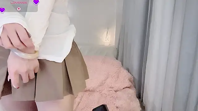 Snapshot of ai-ai-mi chatting on 02.27.26 ai-ai-mi online show from 02.27.26