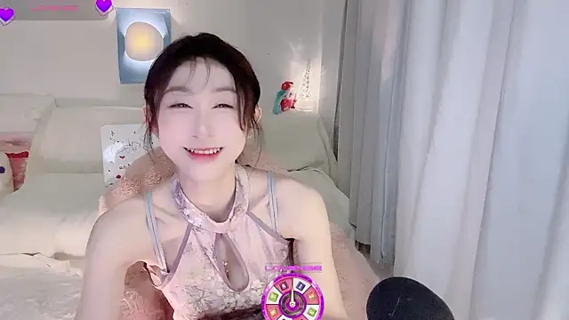 Snapshot of ai-ai-mi chatting on 03.12.26 ai-ai-mi online show from 03.12.26