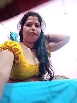 Snapshot of Hott_locky chatting on 10.26.25 Hott locky online show from 10.26.25