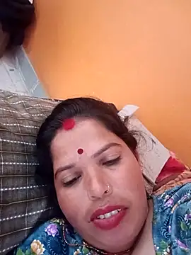 Snapshot of Hott_locky chatting on 11.04.25 Hott locky online show from 11.04.25