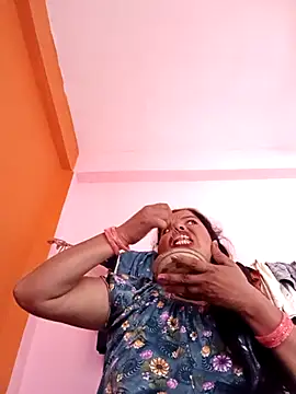 Snapshot of Hott_locky chatting on 11.06.25 Hott locky online show from 11.06.25