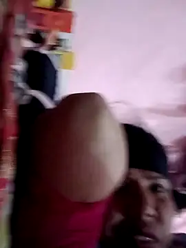 Snapshot of Hott_locky chatting on 11.10.25 Hott locky online show from 11.10.25