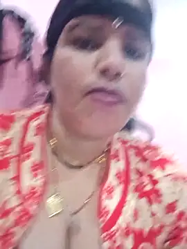 Snapshot of Hott_locky chatting on 11.16.25 Hott locky online show from 11.16.25