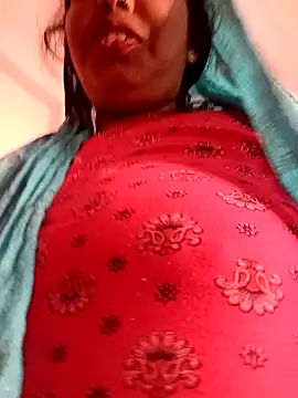 Snapshot of Hott_locky chatting on 11.21.25 Hott locky online show from 11.21.25