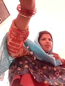 Snapshot of Hott_locky chatting on 12.16.25 Hott locky online show from 12.16.25