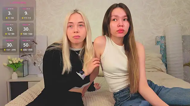 Snapshot of MarniOrdway chatting on 11.29.25 MarniOrdway online show from 11.29.25