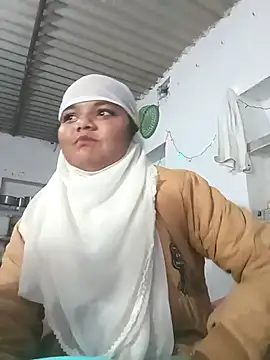 Hot Shredha online show from 11.07.25