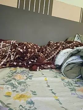 Snapshot of Feel_the_Fun chatting on 11.09.25 Feel the Fun online show from 11.09.25