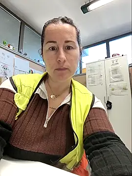 bichota85 online show from 03.17.26