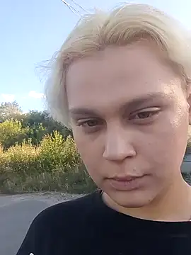 Snapshot of MargoShein chatting on 09.20.25 MargoShein online show from 09.20.25