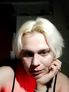 Snapshot of MargoShein chatting on 10.02.25 MargoShein online show from 10.02.25