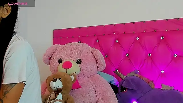 dahiiangomezz online show from 03.28.26