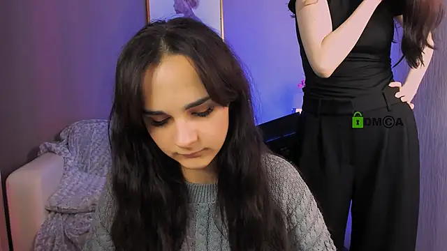 Snapshot of ariana_ross7 chatting on 11.10.25 ariana ross7 online show from 11.10.25