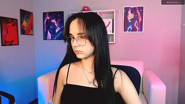 Snapshot of ariana_ross7 chatting on 11.28.25 ariana ross7 online show from 11.28.25