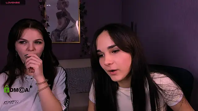 Snapshot of ariana_ross7 chatting on 12.16.25 ariana ross7 online show from 12.16.25