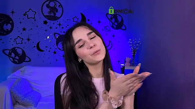 ariana ross7 online show from 04.17.26