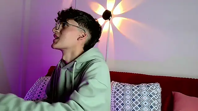 bellmontneon online show from 10.06.25