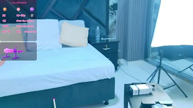 SabrinnaTaylor online show from 02.09.26