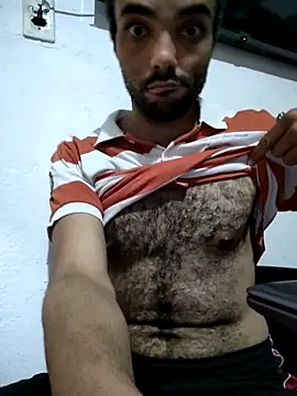 Snapshot of IcedTaboo chatting on 11.06.25 IcedTaboo online show from 11.06.25