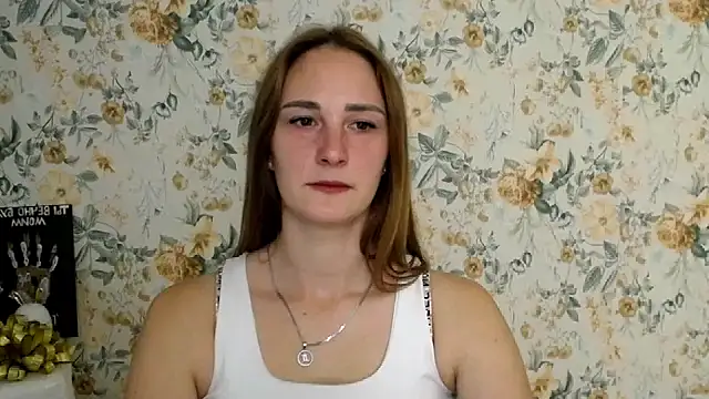 Snapshot of Milana_Cutie_ chatting on 09.19.25 Milana Cutie online show from 09.19.25