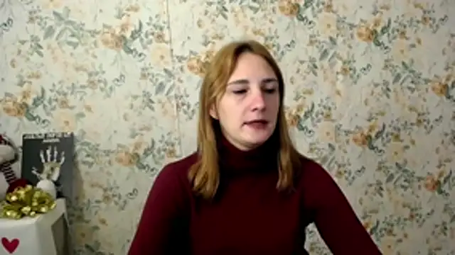 Snapshot of Milana_Cutie_ chatting on 10.16.25 Milana Cutie online show from 10.16.25