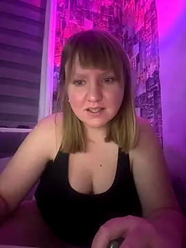 GretieLee online show from 10.01.25
