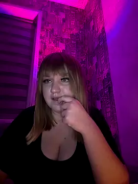 GretieLee online show from 10.20.25