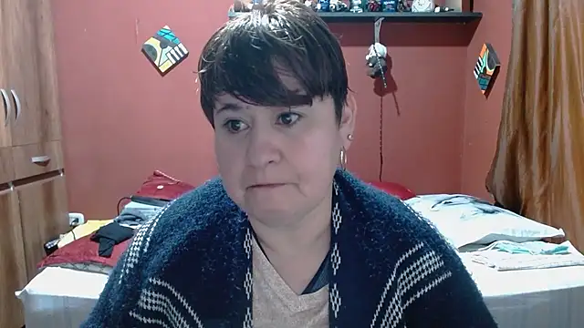 Snapshot of Sasharosee2 chatting on 01.15.26 Sasharosee2 online show from 01.15.26