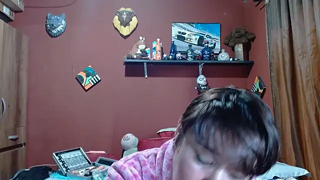 Snapshot of Sasharosee2 chatting on 02.25.26 Sasharosee2 online show from 02.25.26