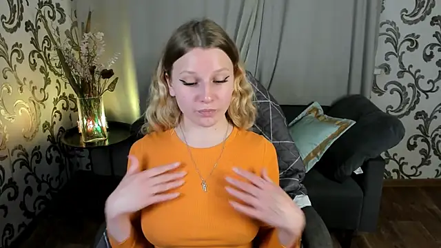  Velvet peach  online show from 10.21.25