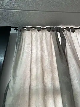 IamCatalina888 online show from 12.05.25