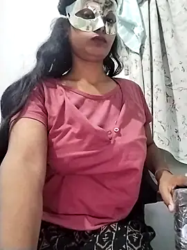 Snapshot of ms-naina chatting on 11.15.25 ms-naina online show from 11.15.25